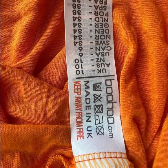 Boohoo T-Shirt Dress   - Picture 12 of 12